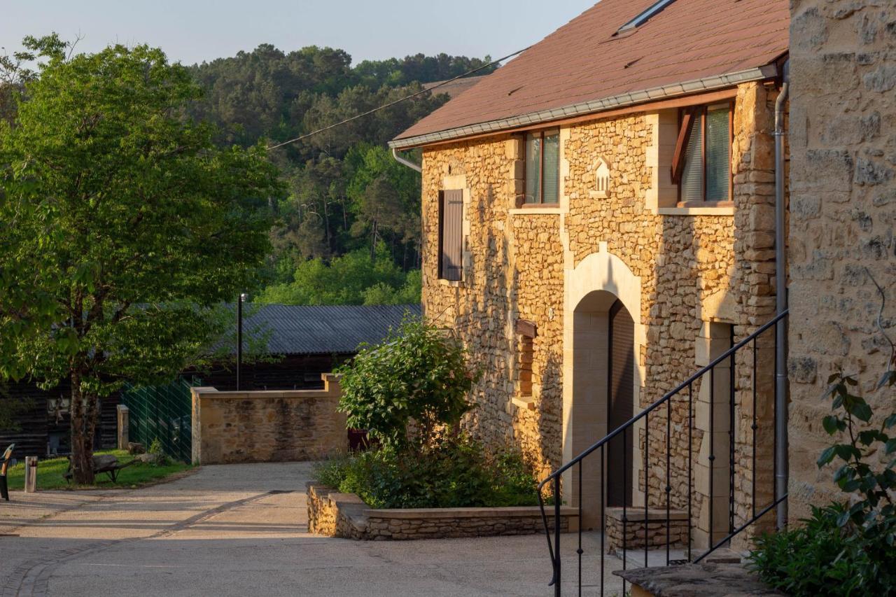Le Four A Pain, Gite Avec Piscine Et Spa Proche Sarlat Marquay Exterior photo